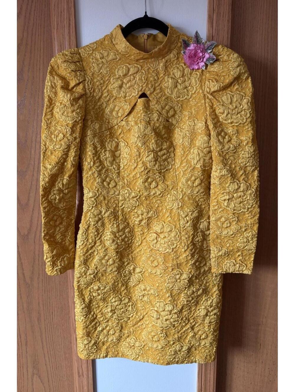ONE33 Social Jaquard Cutout Long Sleeve Marigold Yellow Mini Dress Sz 6 Aplique